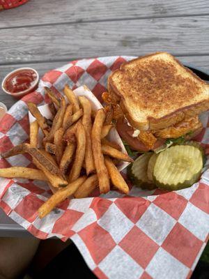 Chicken Finger Sandwich Basket