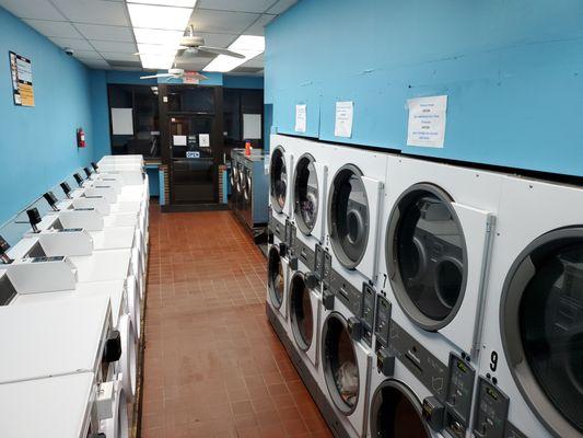 Divers Laundry