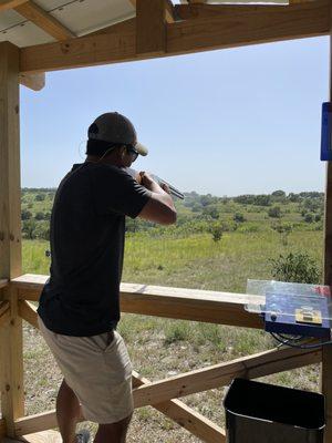 Shooting clay shotgun