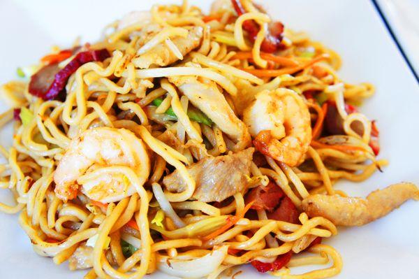 House Chow Mein