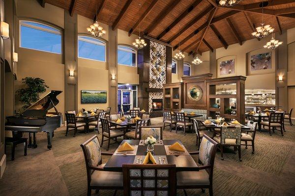 Our Mesquite Dining Room welcomes residents, family and friends.