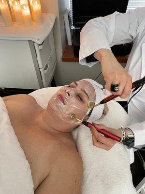 Microcurrent Facial