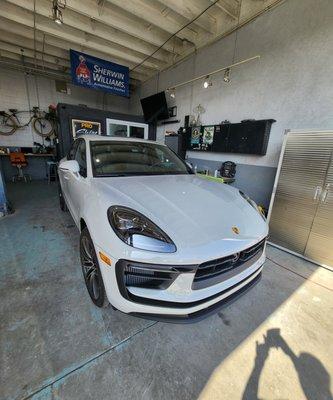 2023 Porche Macan S came in for some paint protection and ceramic coating.
that chalk paint color is real sleek