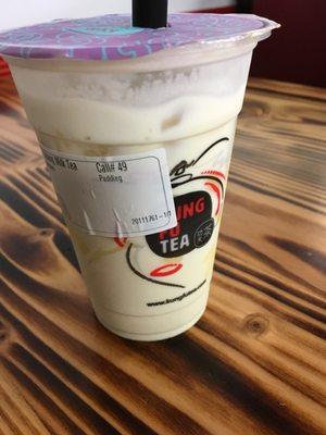 Oolong milk tea with pudding