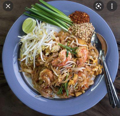 PAD THAI