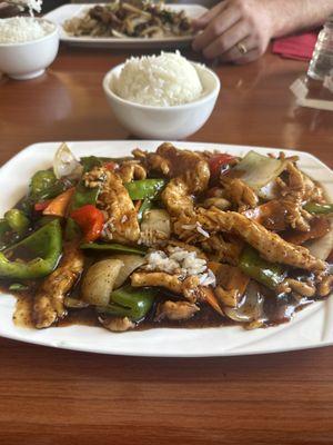 This is our go to place for good Chinese food. The sweet and sour chicken, black pepper chicken and Mongolian beef are our favorites.