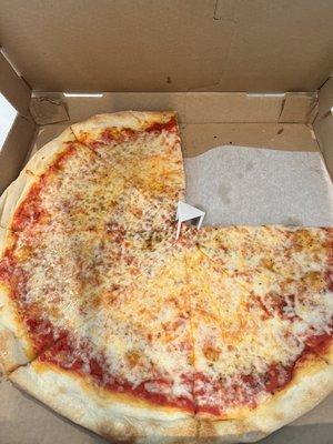 Cheese pizza 18"