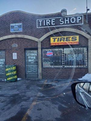 Leyden Tire & Auto