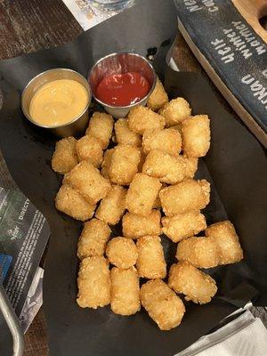 Tots with Sriracha mayo