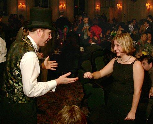 The magic takes place in your guests hands!