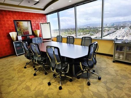 Affluencer Financial Advisor Conference Room