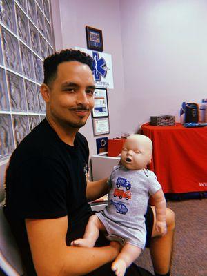 new infant cpr student