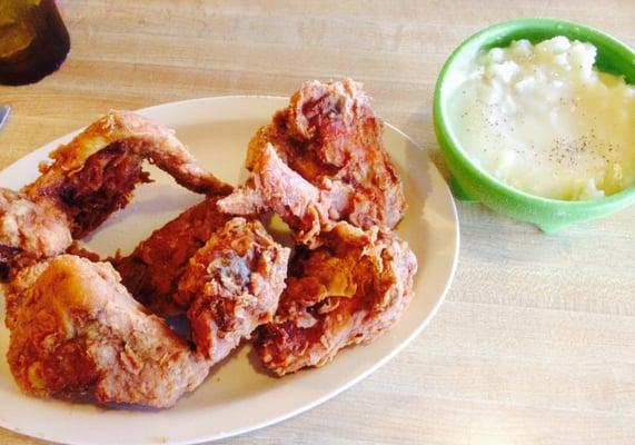 Special on Wednesday...5 wing dinner with 1 side and salad bar for $6.99.  The wings are too Huge! Kind of gristly.