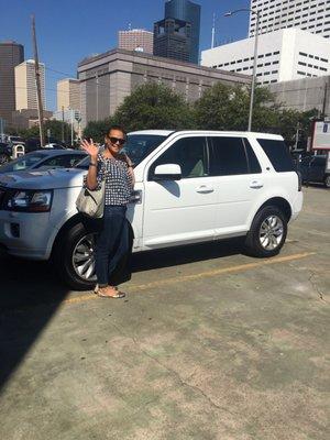 Selling my Land Rover LR2 to Texas Direct Auto, Leland location in downtown Houston.