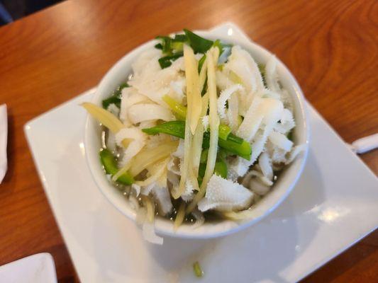 Tripe w ginger n scallions