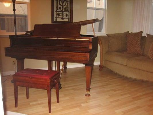 I love my new laminate floors!  Beautiful!