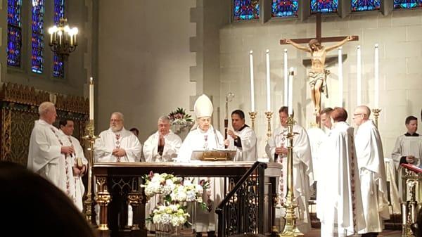 Bishop Montgomery gives the blessing.