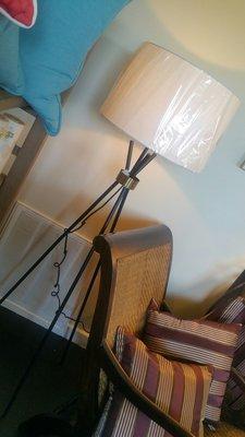 Oiled bronze Tri leg floor lamp