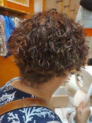 Perm and cut by Thuy.