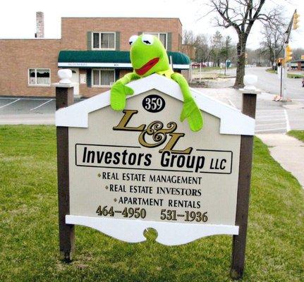 L & L Investors Group