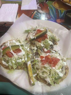 Sopes de pollo