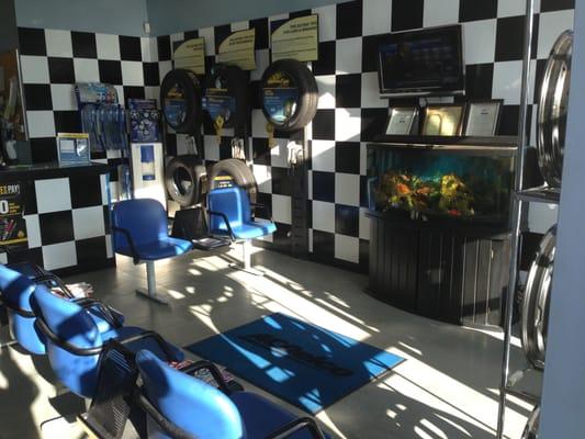 Newly remodeled waiting room with fish tank & TV