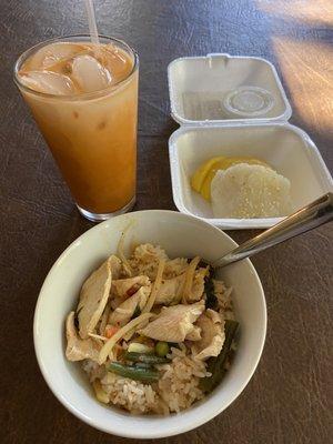 Red curry, mango sticky rice and Thai tea