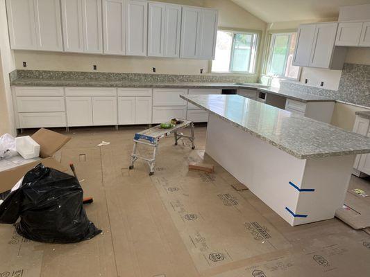 New kitchen cabinet & countertop job