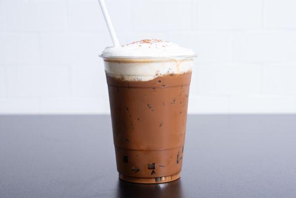 Sea Salt Iced Milk Coffee
 Cafe Muối