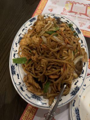 Chicken Lo Mein