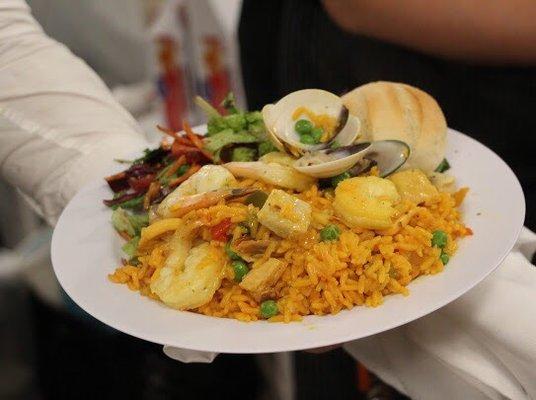 Seafood paella