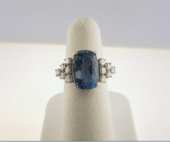 Aquamarine adn Diamond Ring.