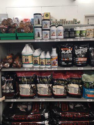 Huge selection of Canine supplements. Bully Max, Breeding supplements & supplies.