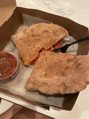 pepperoni calzone