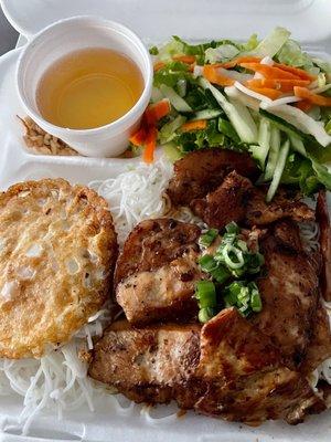 V3 Grilled Chicken Vermicelli