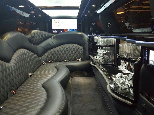 Amazing Limousine, new MKT stretch limousine