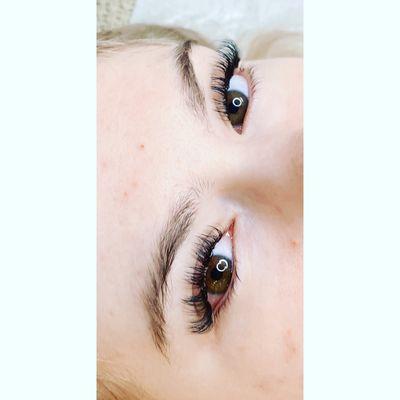 Classic lashes