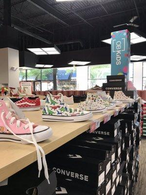 TONS of chucks & vans!