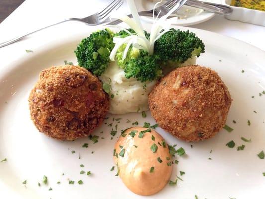 Crab cakes