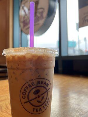 Cold brew vanilla bean iced latte