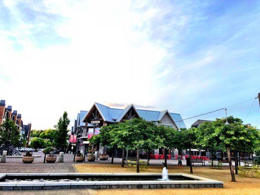 Millennium Plaza Park