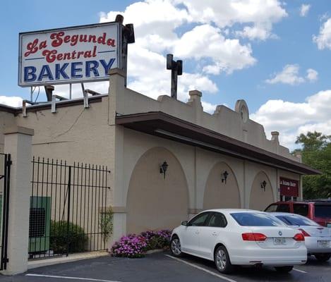 La Segunda Central Bakery, located in Ybor City at the intersection of 15th Street and 15th Avenue