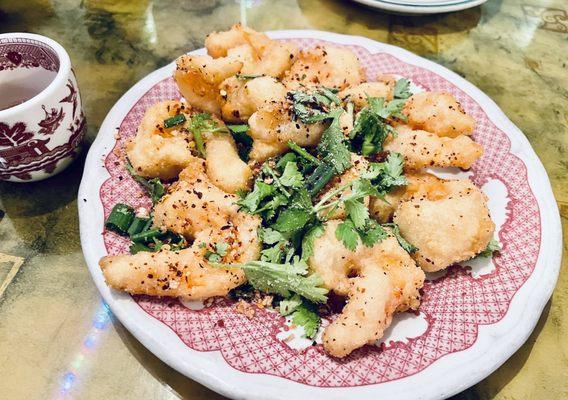 Salt & Pepper Shrimp Perfection ! Must try it ;)