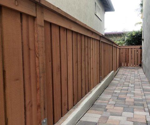 Redwood Cap and Trim Fence