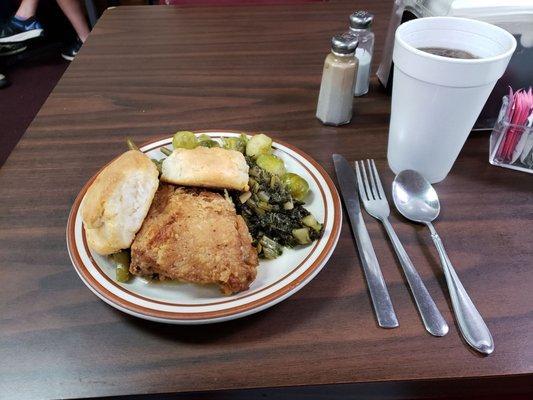 It's hard to go wrong with biscuits, fried chicken, and greens.