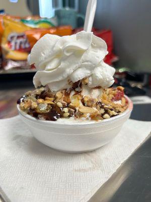 mini banana split with nuts