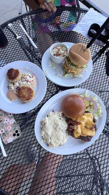 Crab Cakes, Bacon Cheeseburger, Big Classic Burger