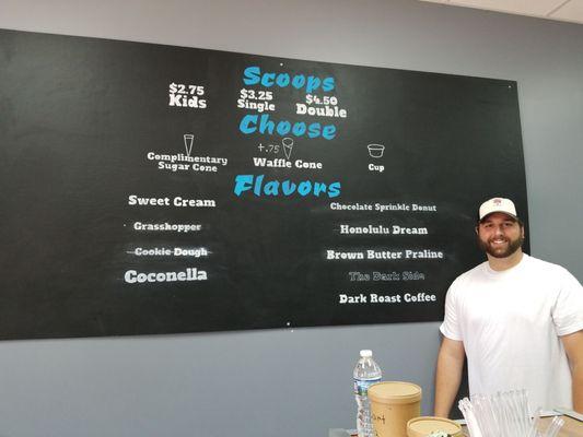 Shop owner and spartan ice cream menu. Excellent and friendly. A must go-to while visiting Tullahoma.