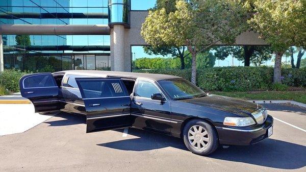 San Diego airport limo transportation