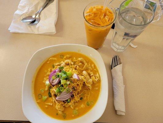 Noodle Curry Soup with Chicken and Thai Tea